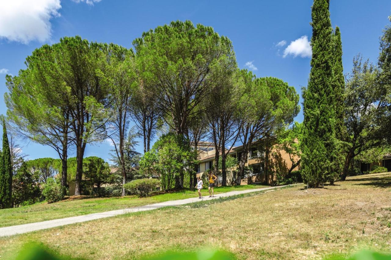 Belambra Clubs L'Isle Sur La Sorgue - Domaine De Mousquety Hotel ภายนอก รูปภาพ