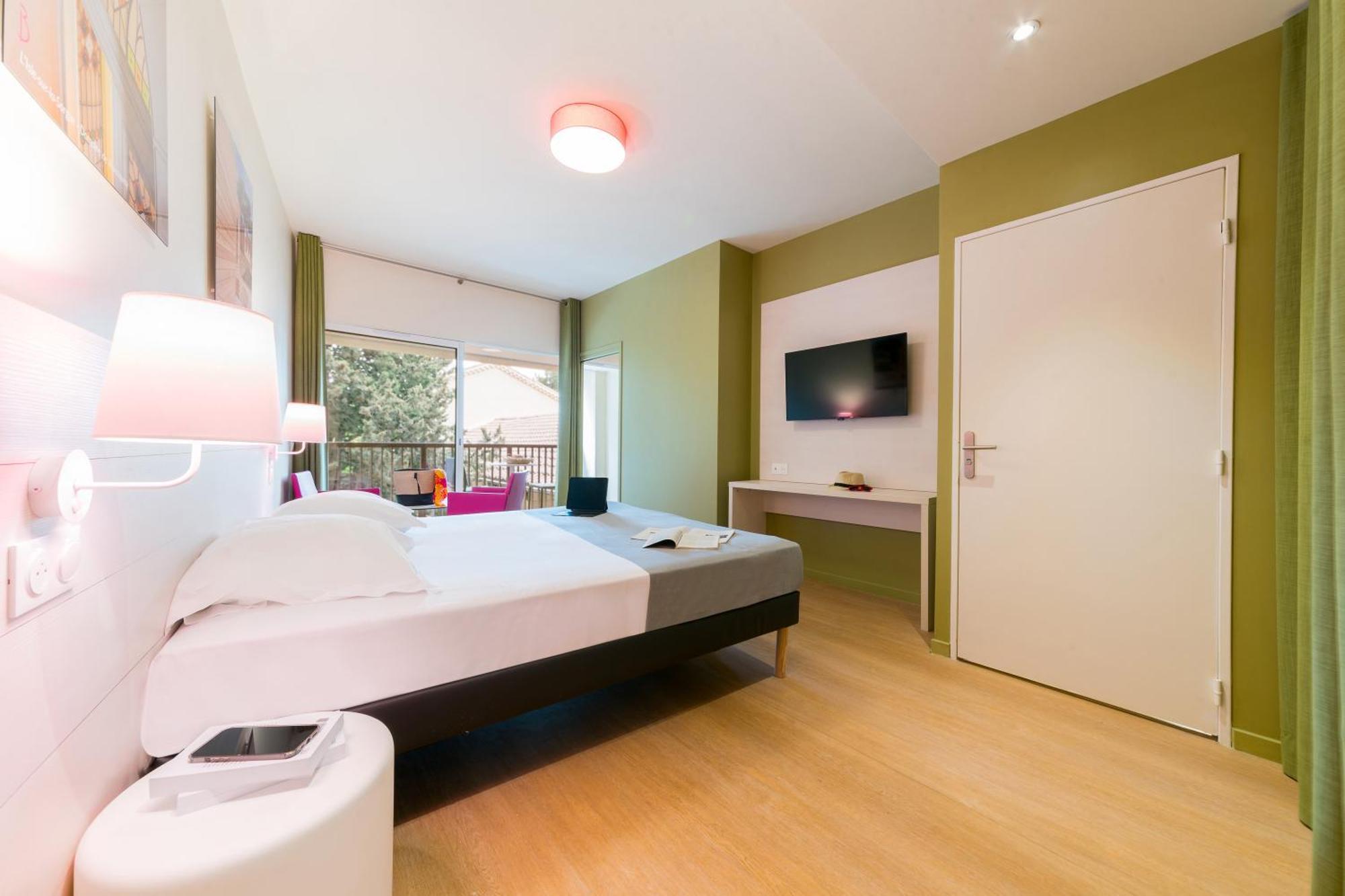 Belambra Clubs L'Isle Sur La Sorgue - Domaine De Mousquety Hotel ภายนอก รูปภาพ